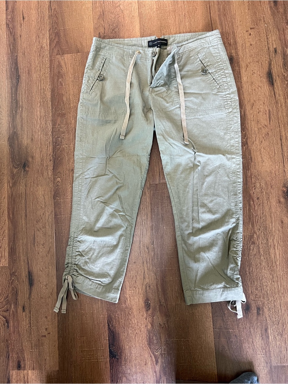 99% Cotton Women's Olive Drawstring Cropped Capris